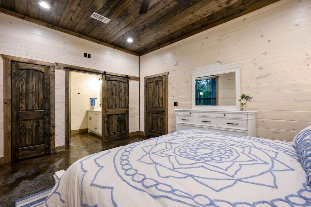 Brand New Luxury 2 Bedroom With Loft And Spa Sleeps 10 Broken Bow Εξωτερικό φωτογραφία