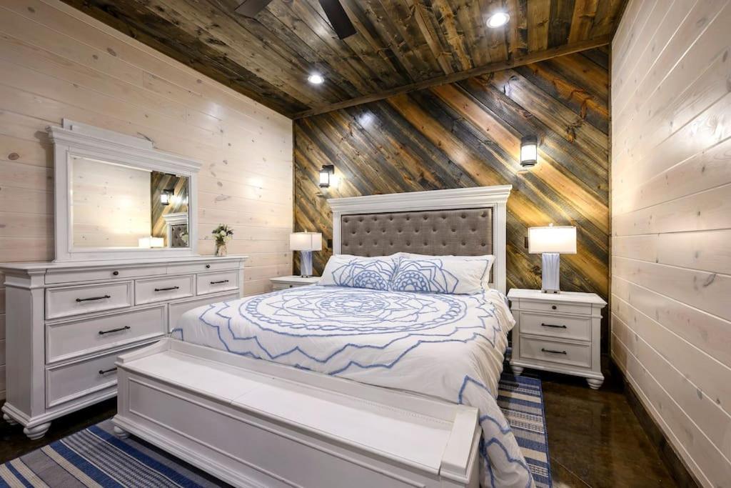 Brand New Luxury 2 Bedroom With Loft And Spa Sleeps 10 Broken Bow Εξωτερικό φωτογραφία